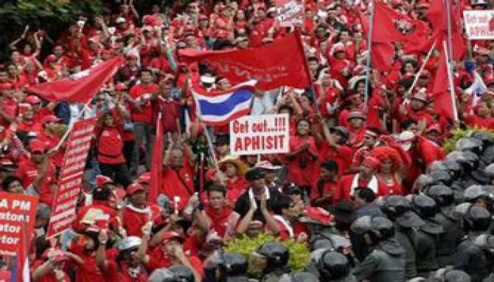 احتجاجات شعبية "تؤجل" قمة الآسيان في تايلاند