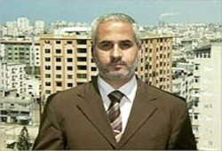 حماس تستنكر تصريحات عباس بشأن شاليط