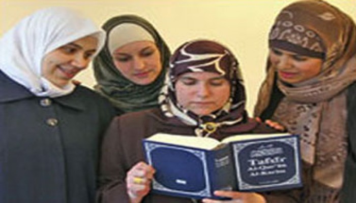 أمريكا.. تعويض مسلمة تعرضت للأذى بسبب الحجاب