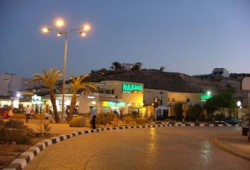 الكيان الصهيوني يطالب رعاياه بمغادرة سيناء