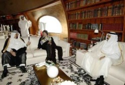 انتهاء القمة العربية بمصالحة بين السعودية وليبيا