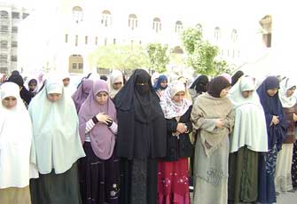 المرأة في المنظور الإخواني