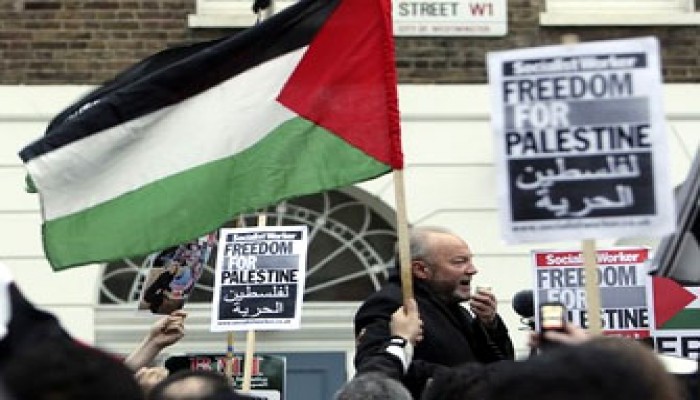 قافلة "شريان الحياة" البريطانية تصل السلوم