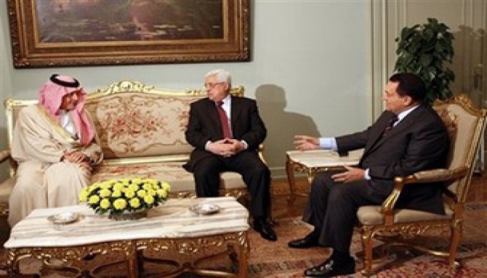 حماس والجهاد: عباس يتهرب من الاستحقاقات