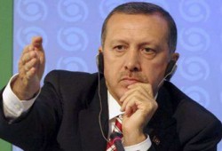 أردوغان: أولمرت "خدعني" وغزة "سجن كبير"