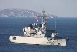 فرقاطة فرنسية لإحكام حصار قطاع غزة