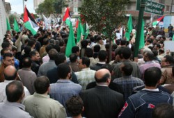 احتفالات بدمياط بنصر المقاومة في غزة