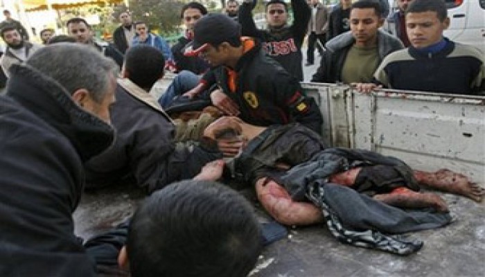 دخول 33 طبيبًا مصريًّا وعربيًّا وأجنبيًّا إلى قطاع غزة