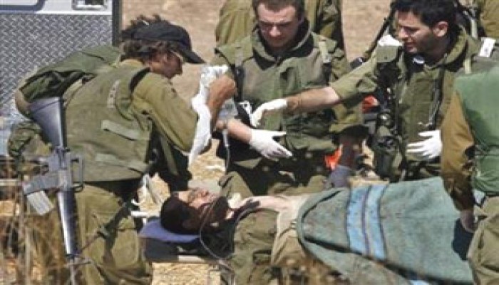 الصهاينة يستخدمون المعتقلين الفلسطينيين دروعًا بشريةً