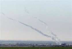 صواريخ القسام تصل إلى قاعدة "تل نوف" الجوية الصهيونية