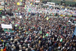 الشعب المصري يواصل انتفاضته ضد العدوان الصهيوني