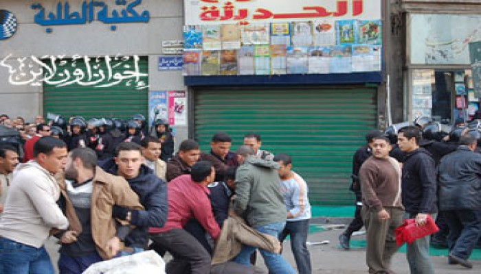 الإفراج عن 70 فقط من معتقلي "جمعة الغضب"