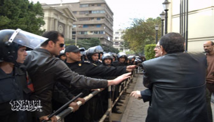 منطقة نقابة الصحفيين تتحول إلى ثكنة عسكرية!