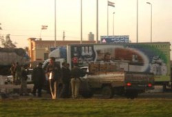 الهلال الأحمر ومحافظ سيناء يرفضان توصيل الإغاثة لغزة!!