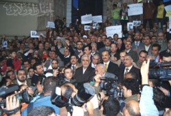 المرشد العام يطالب الشعوب بإعلان غضبها بكافة الوسائل المتاحة