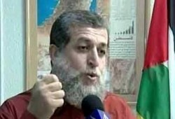 نافذ عزام من غزة: لن نرفع الراية البيضاء