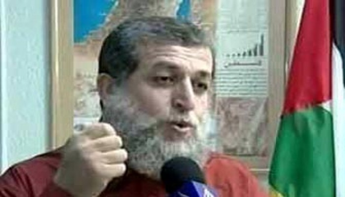 نافذ عزام من غزة: لن نرفع الراية البيضاء