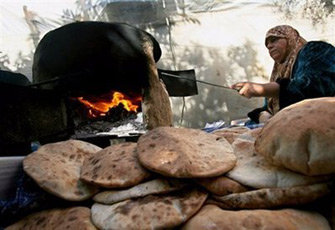 مَن يكسر عظام مَن؟