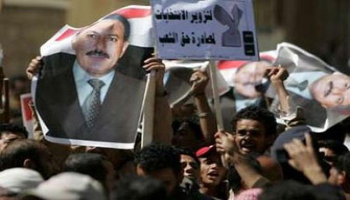 47 جريحًا ومعتقلا في "انتفاضة نوفمبر" باليمن