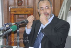 سعد الحسيني يطالب بـ100 أتوبيس للمحلة