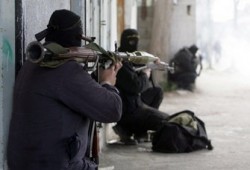 غارة جديدة على القطاع وحماس ترد بأقوى صواريخها