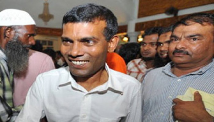 رئيس المالديف يرغب في شراء "وطن جديد" لشعبه!