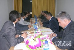 خبراء: النسيج الاجتماعي ينهار بسبب الانقسام الفلسطيني