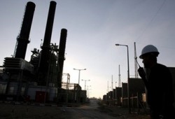 تحذيرات من توقف محطة الكهرباء ونفاد القمح في غزة