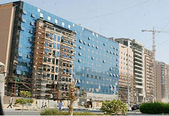 خبراء التمويل العقاري للجماهير: توقفوا عن الشراء