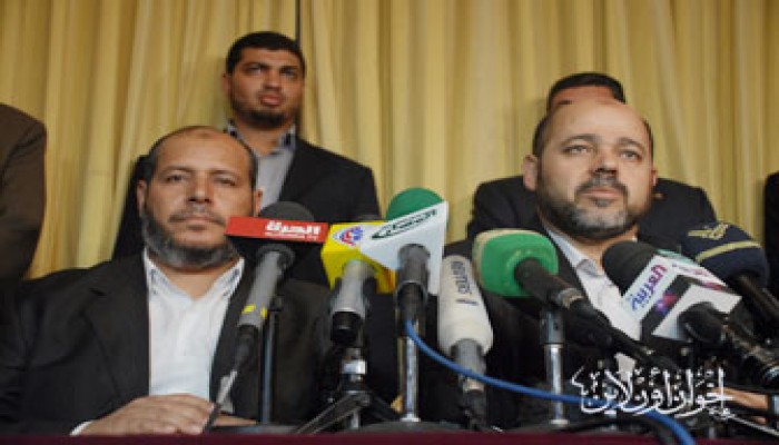 حماس وسليمان يتفقان على تشكيل لجان للتوافق الفلسطيني