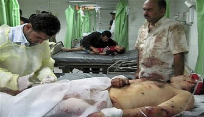 مقتل 25 عراقيًّا في تفجير مركز للتطوع شمال بغداد