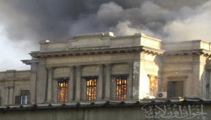 أسفٌ على المبنى.. وليس على الشورى