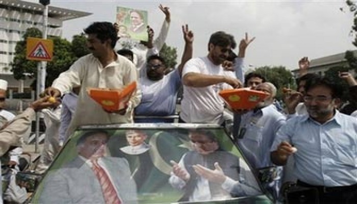 الديكتاتور قبل الأخير