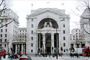 مصادرة أجهزة بث إذاعة بي بي سي في الخليل