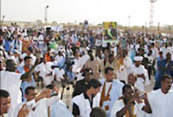 موريتانيا.. "تواصل" تشارك الآلاف للتظاهر ضد الانقلاب