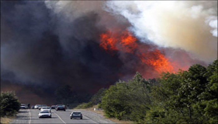 القوات الروسية تقصف قاعدةً عسكرية جورجية وتغرق سفينةً حربية