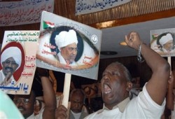 مشعل يؤكد للبشير تضامن الشعب الفلسطيني مع السودان