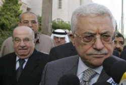 عباس يهدد بحل "السلطة" حال إفراج الاحتلال عن وزراء معتقلين