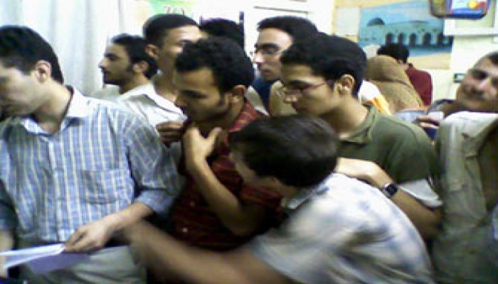 1200 طالب يحصلون على نتيجة الثانوية مجانًا بمقرات عليوة