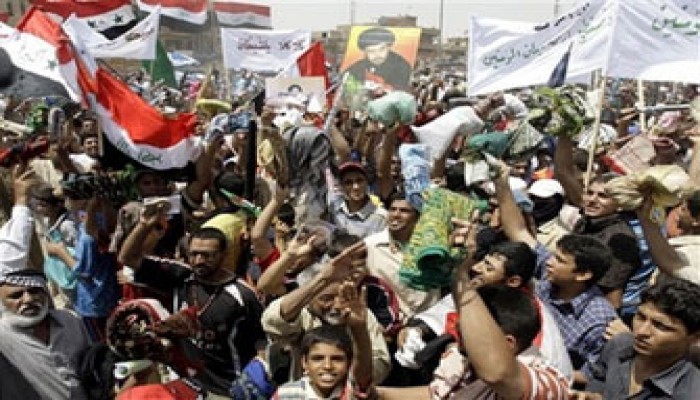 مظاهرة ضد الاتفاقية الأمنية ومقتل وإصابة 15 عراقيًا