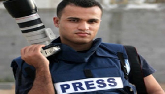اعتقال صحفي فلسطيني حائز على جائزة عالمية