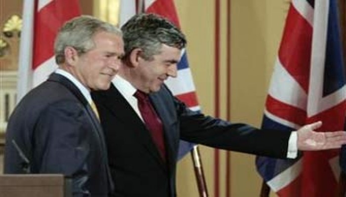 اتفاق أمريكي بريطاني على عدم الانسحاب من العراق