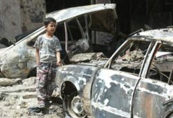 مقتل 5 وجرح العشرات بالعراق واتهامات لأمريكا بالعنصرية