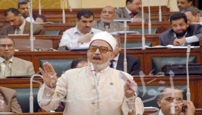 عسكر يطالب مبارك بإنقاذ الأزهر من مخططات القضاء عليه