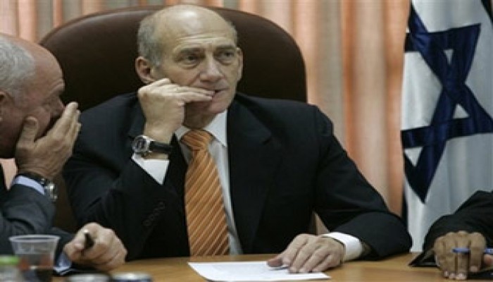 وزير الأمن الصهيوني يحذّر من قبول المبادرة المصرية للتهدئة