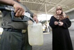 وقف أنشطة الإغاثة في غزة لنقص الوقود!