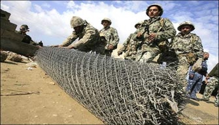 سلاح المهندسين الأمريكي يساعد مصر في جدار غزة!!