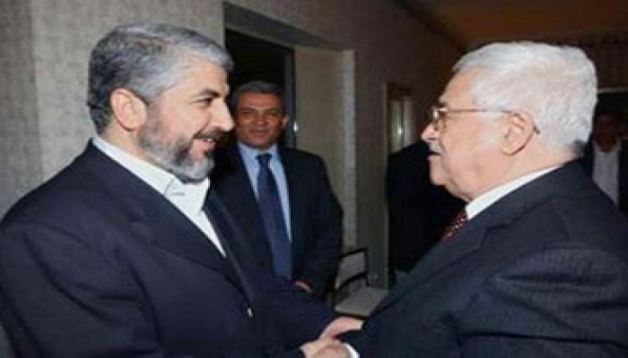 مشعل يدعو أبو مازن لزيارة غزة للمصالحة