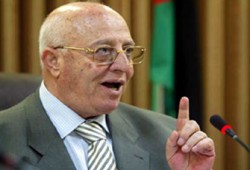 بعد فضيحة فتوح فون.. قريع يختلس 3 ملايين دولار من منظمة التحرير