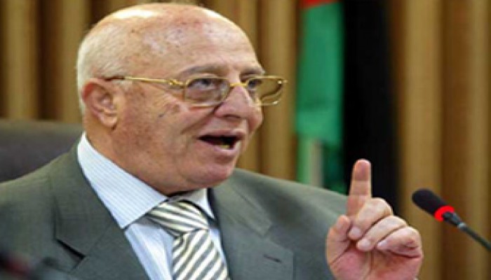 بعد فضيحة فتوح فون.. قريع يختلس 3 ملايين دولار من منظمة التحرير